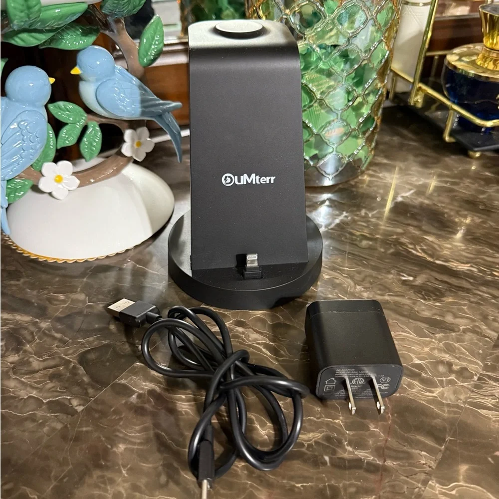 Black 3-in-1 Wireless Charging Station